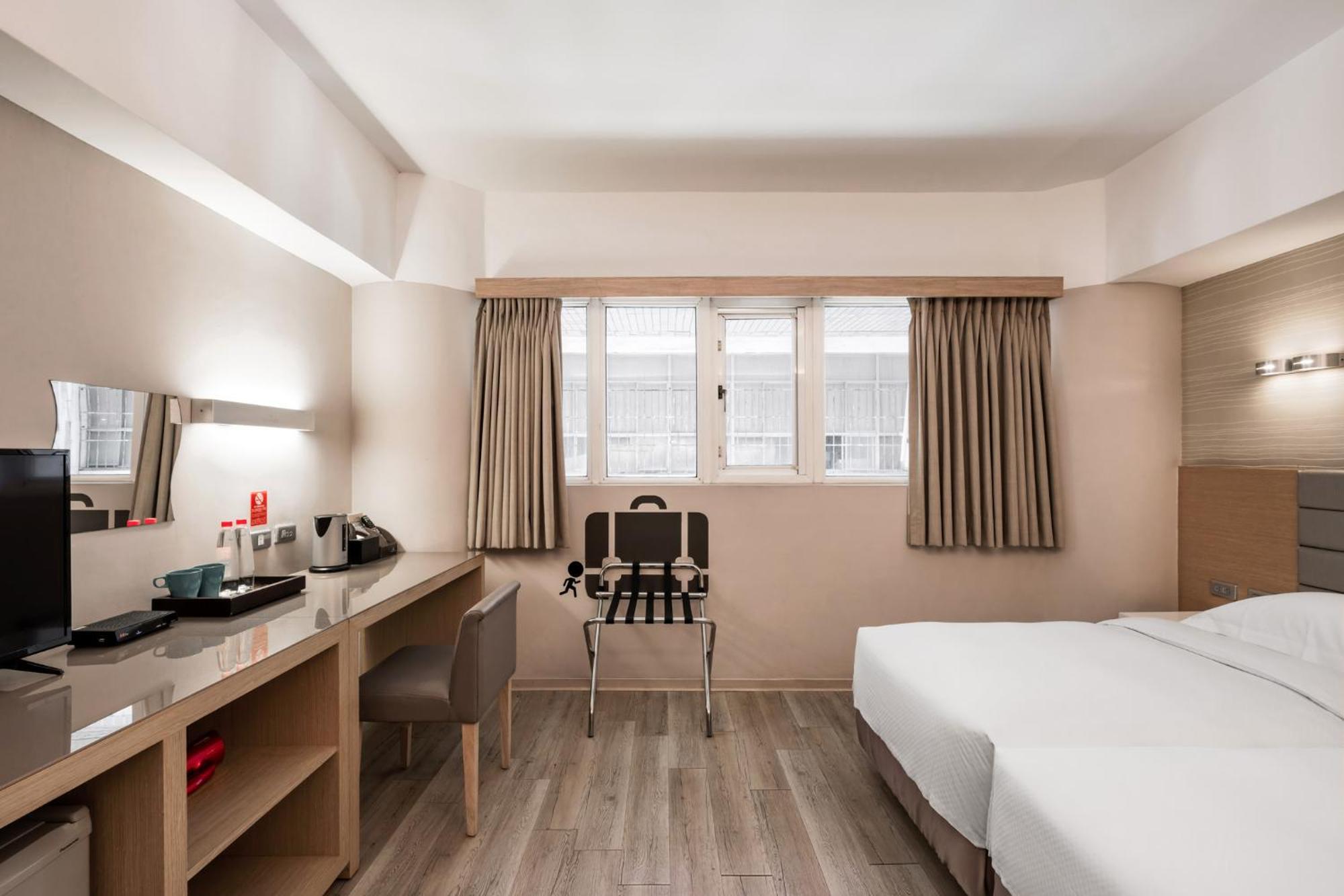 The Riverside Hotel Esthetics Kaohsiung Bagian luar foto